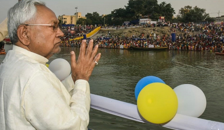 Nitish's Bihar cabinet passes resolution seeking special status, here's how BJP reacted - Vimarsana News